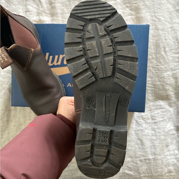 Blundstone Walnut Brown #550 Boots - Picture 2 of 4